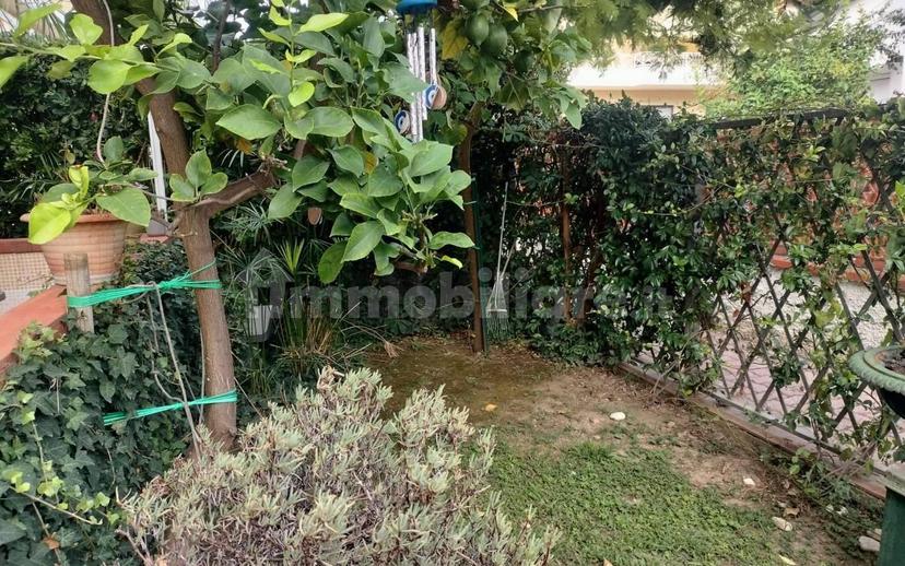 Villa a schiera via Magliano 66, Marina di Massa Centro, Massa — foto 6 di 21