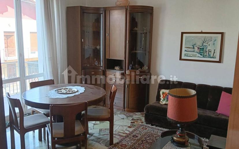 Villa bifamiliare via Papa Giovanni XXIII 21, Venegono Inferiore — foto 9 di 11