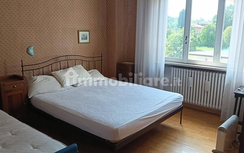 Villa bifamiliare via Papa Giovanni XXIII 21, Venegono Inferiore — foto 6 di 11