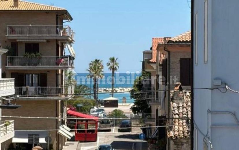 Quadrilocale via Gran Sasso 5, Centro, Porto Sant'Elpidio — foto 3 di 6