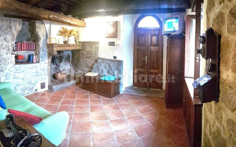Terratetto unifamiliare via delle Scalette, Centro, Santa Fiora — foto 3 di 16