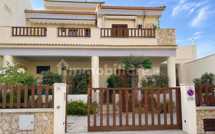 Terratetto plurifamiliare via Cefali 38, Scoglitti, Vittoria — foto 5 di 9