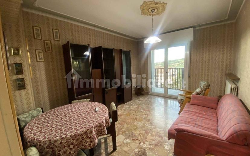 Appartamento buono stato, Castelnovo Ne' Monti — foto 15 di 19