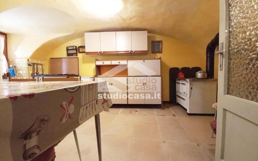 Terratetto unifamiliare 200 m², da ristrutturare, Gandellino — foto 6 di 22