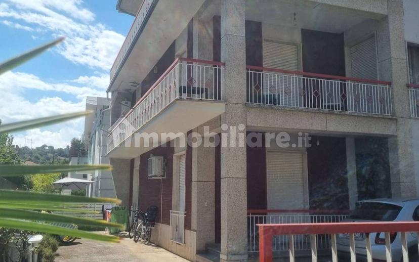 Appartamento viale Vincenzo Ercole Orsini 157, Centro, Giulianova — foto 9 di 9