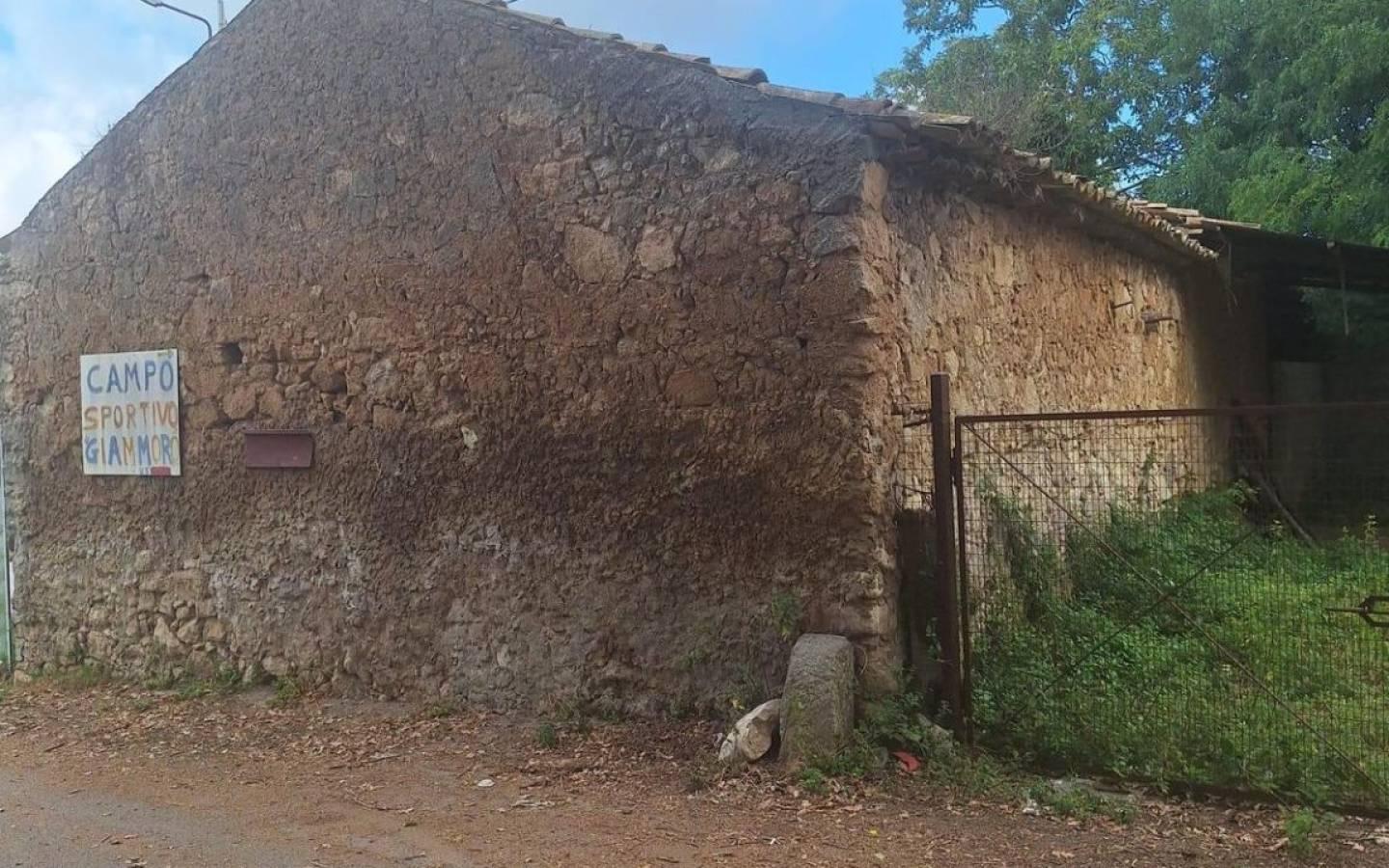 Rustico Località campo sposrtivo snc, Drapia