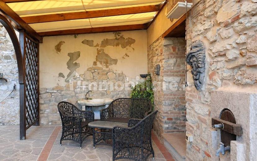 Terratetto unifamiliare 345 m², ottimo stato, Sassetta — foto 16 di 39