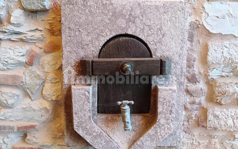 Terratetto unifamiliare 345 m², ottimo stato, Sassetta — foto 11 di 39