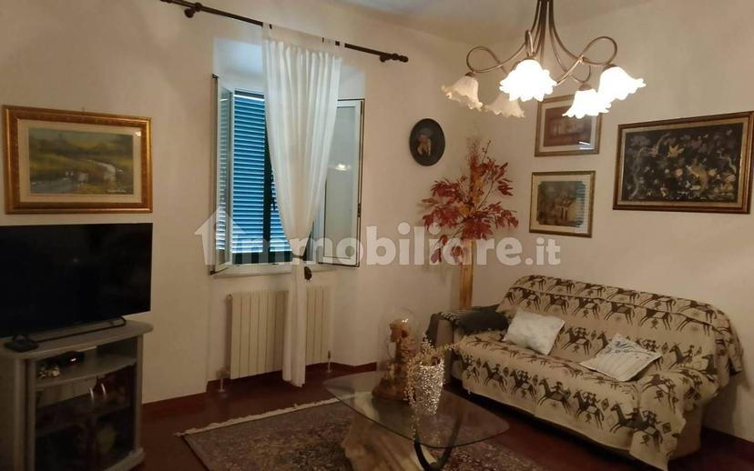 Terratetto unifamiliare 345 m², ottimo stato, Sassetta — foto 30 di 39