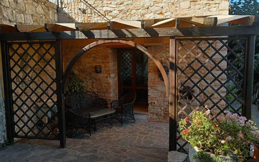 Terratetto unifamiliare 345 m², ottimo stato, Sassetta — foto 25 di 39