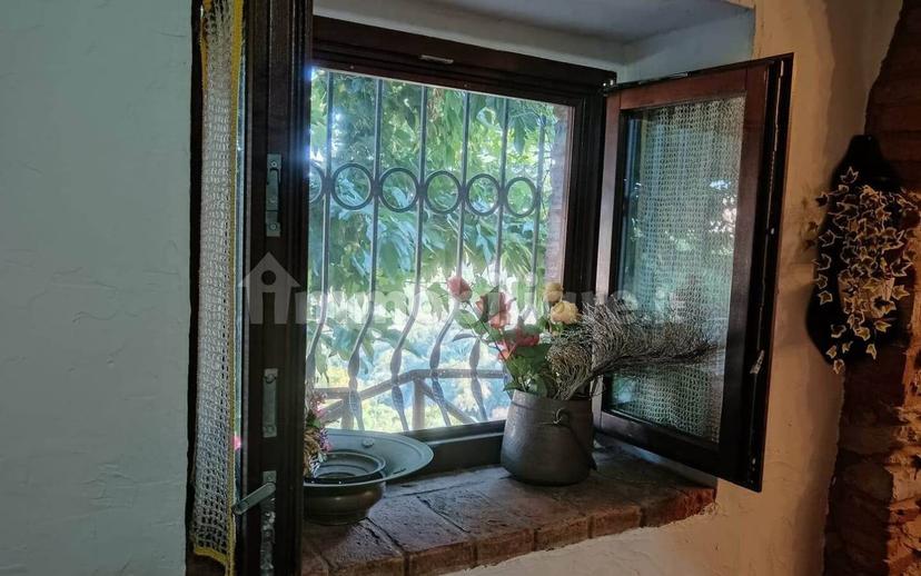 Terratetto unifamiliare 345 m², ottimo stato, Sassetta — foto 28 di 39