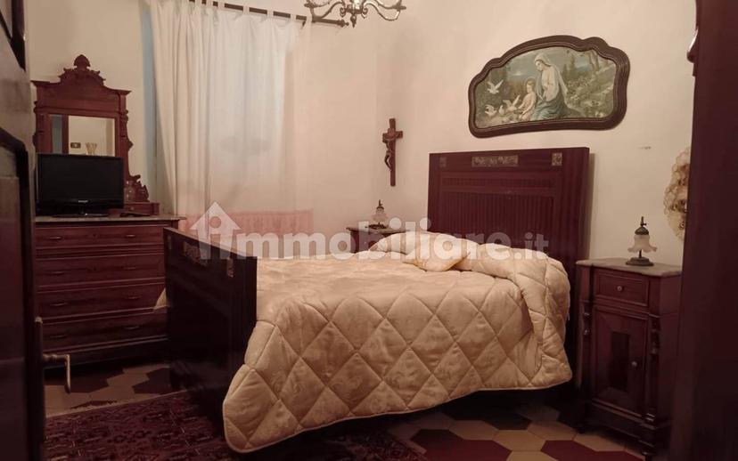 Terratetto unifamiliare 345 m², ottimo stato, Sassetta — foto 34 di 39