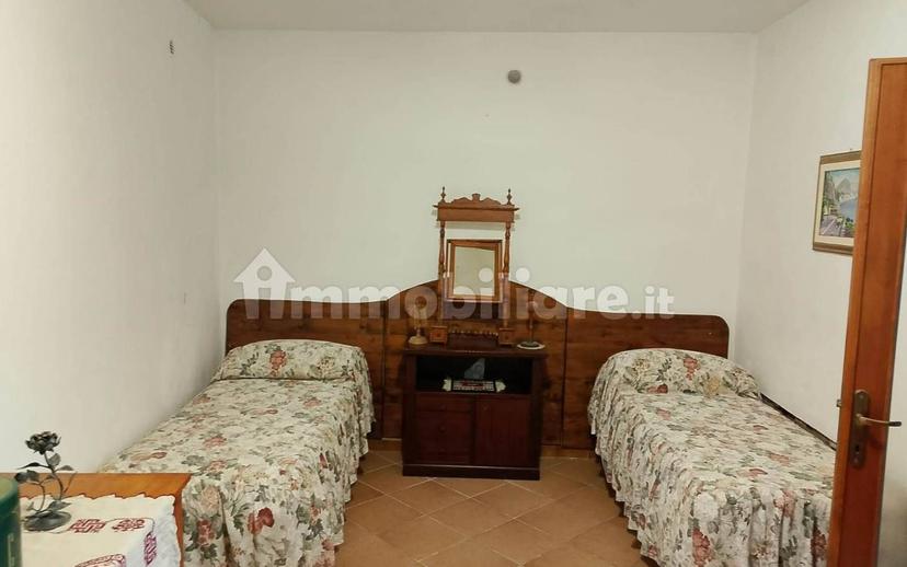 Terratetto unifamiliare 345 m², ottimo stato, Sassetta — foto 10 di 39