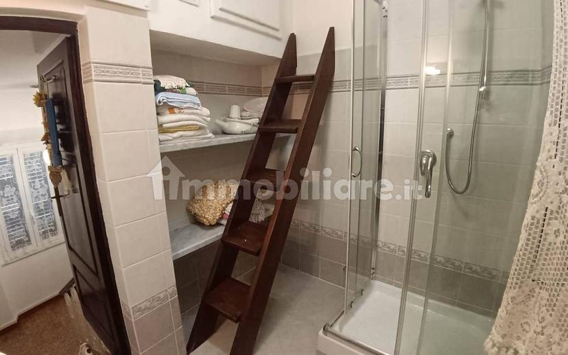 Terratetto unifamiliare 345 m², ottimo stato, Sassetta — foto 29 di 39