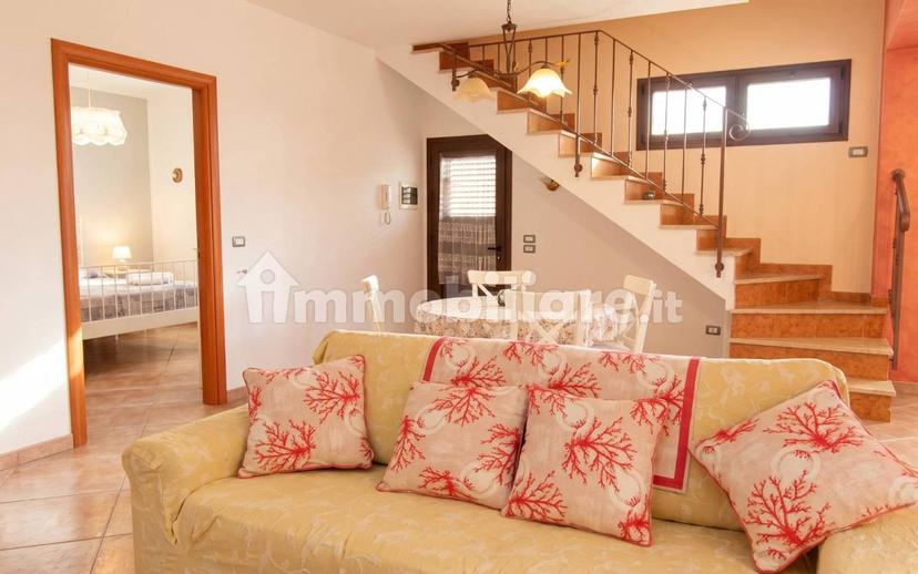 Villa bifamiliare via La Maddalena 5, Mazzaforno, Cefalù — foto 5 di 38