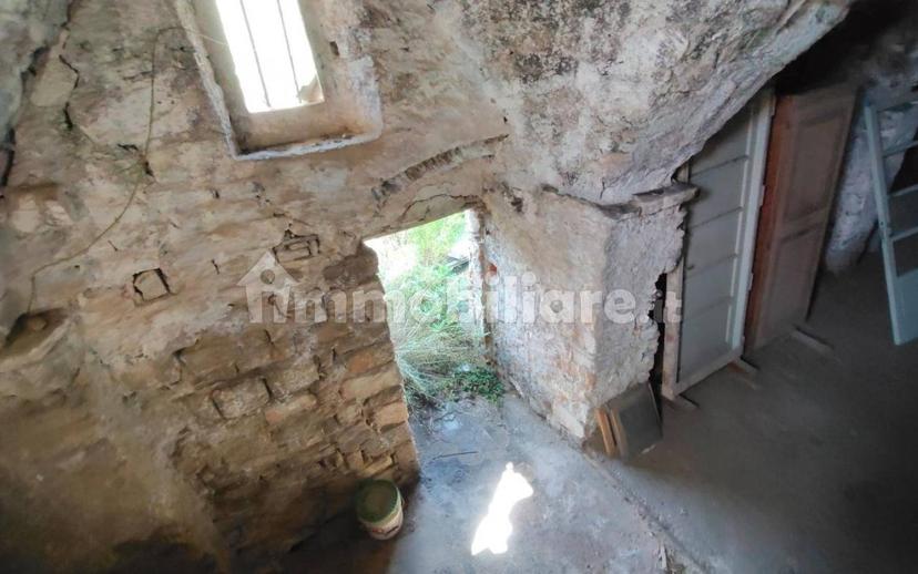 Terratetto unifamiliare 350 m², da ristrutturare, Andora — foto 31 di 50