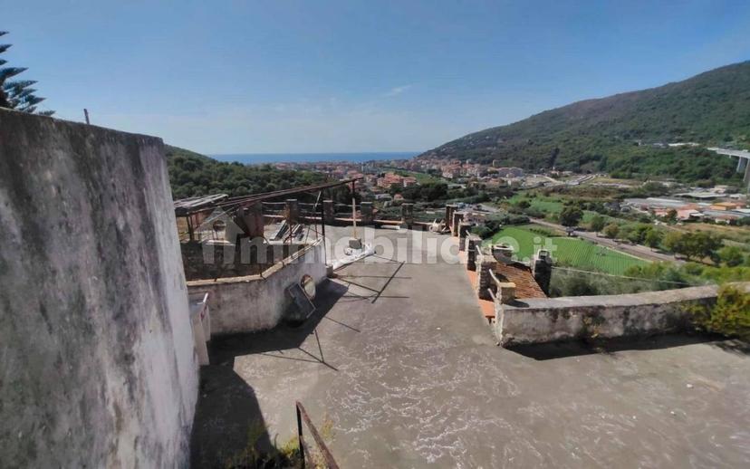 Terratetto unifamiliare 350 m², da ristrutturare, Andora — foto 19 di 50