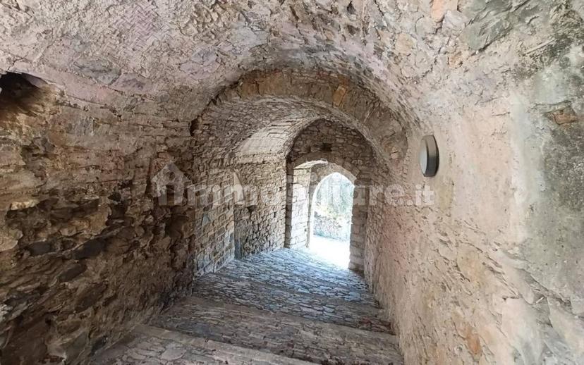 Terratetto unifamiliare 350 m², da ristrutturare, Andora — foto 16 di 50