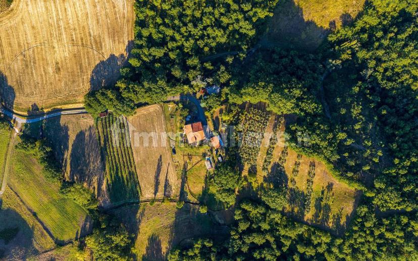 Casa colonica Contrada Della Piaggia, Fabro — foto 30 di 37