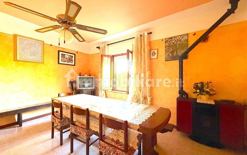 Casa colonica Contrada Della Piaggia, Fabro — foto 17 di 37