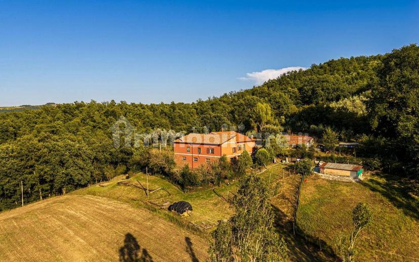 Casa colonica Contrada Della Piaggia, Fabro — foto 24 di 37