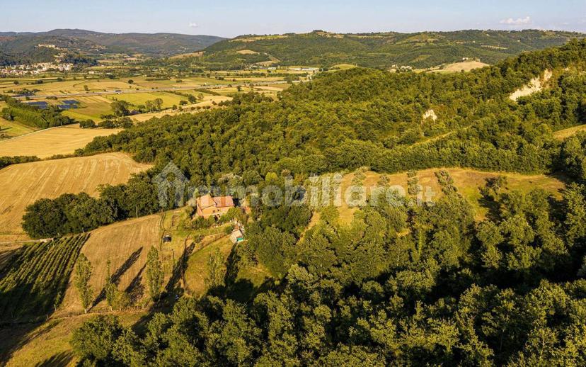 Casa colonica Contrada Della Piaggia, Fabro — foto 34 di 37