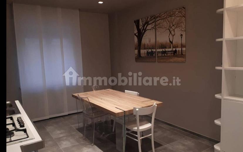 Trilocale piazza Alessandro Zoppa 10, Canelli — foto 3 di 9