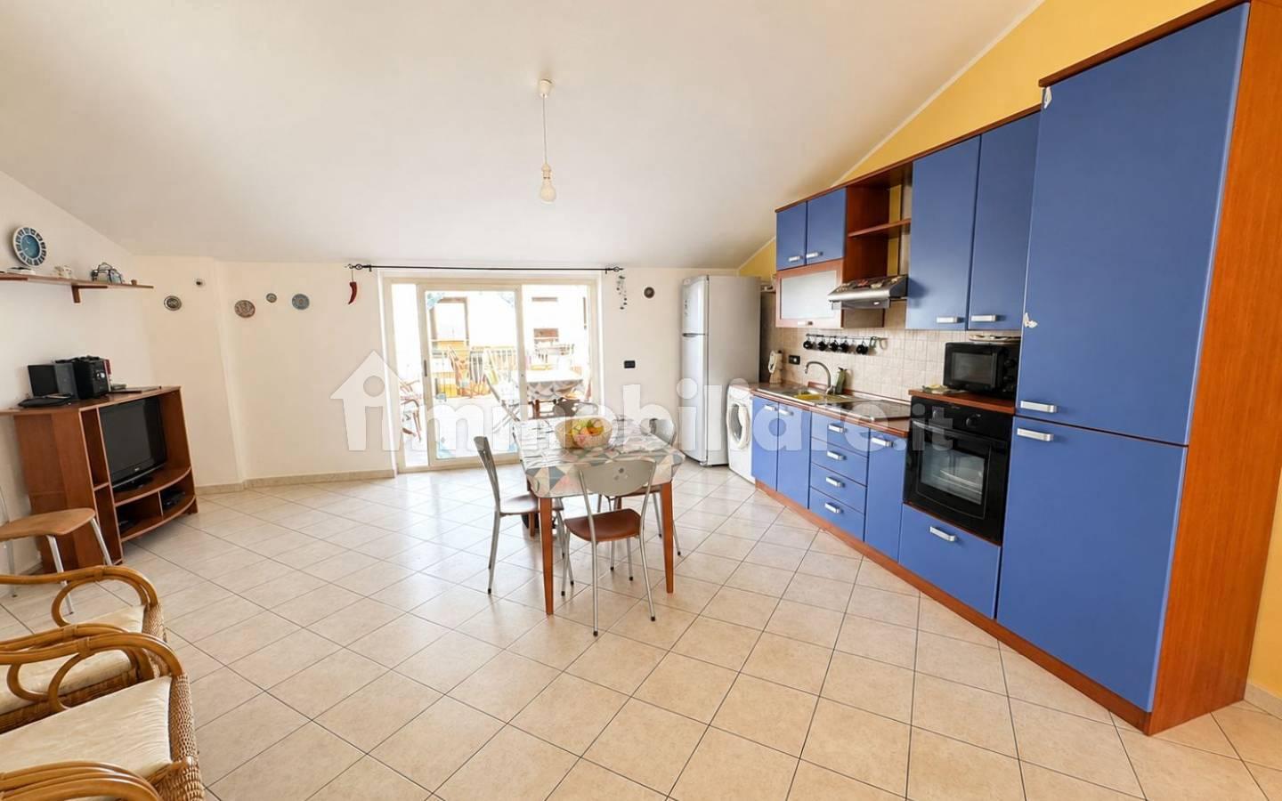 Appartamento via Mercurio, 29, Mirto, Crosia