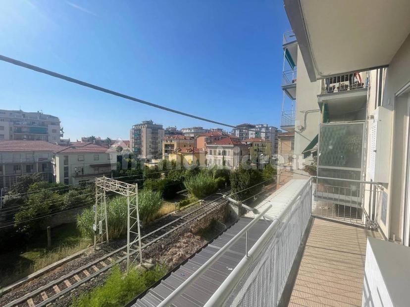 Trilocale via Aurelia, Centro, Loano — foto 13 di 16