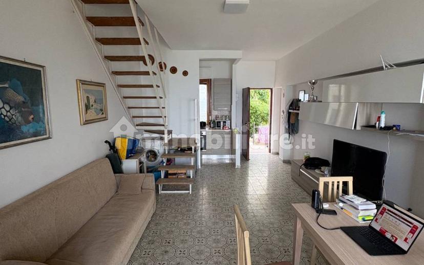 Villa a schiera via Lungomare Andrea Pazienza 125, San Menaio, Vico del Gargano — foto 2 di 20