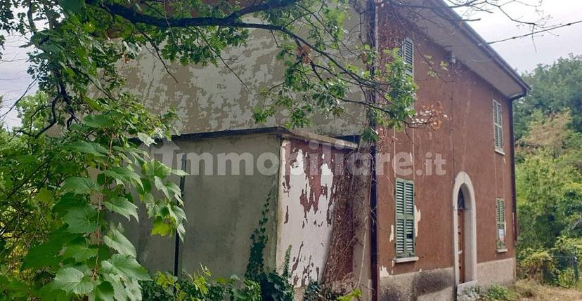 Casale Monte cerignone, Monte Cerignone — foto 16 di 18
