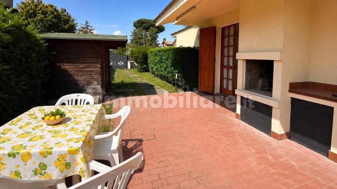 Villa a schiera via Passo del Brocon 29, Lido degli Scacchi, Lido di Pomposa, Comacchio
