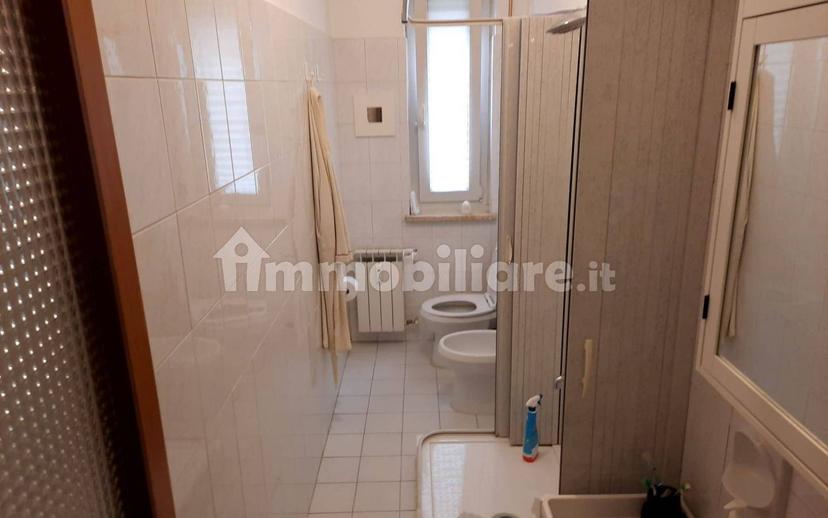 Trilocale traversa di via G. B. Prandina 18, Centro, Chiavari — foto 5 di 11