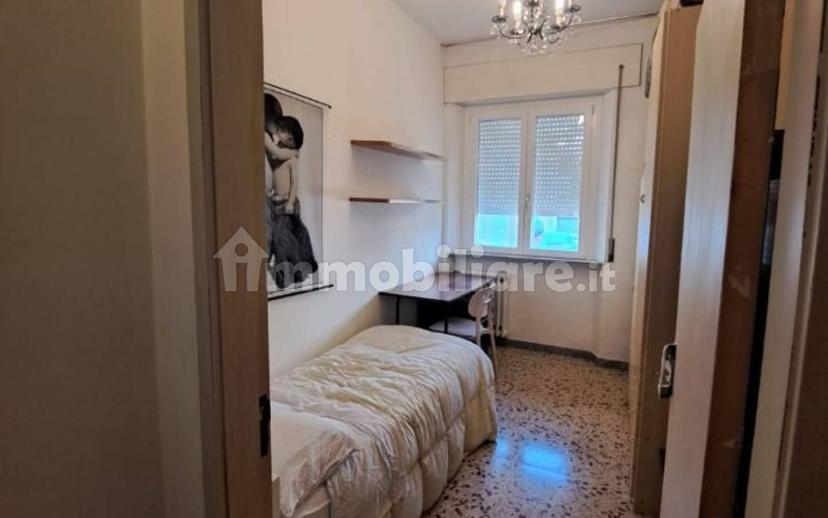 Stanza singola via Armando Diaz 123, Fermo — foto 3 di 11