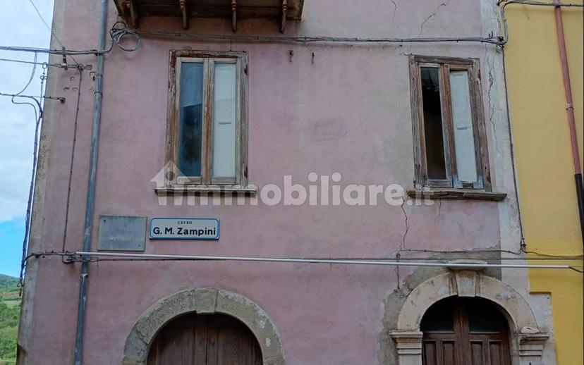 Terratetto unifamiliare corso Giuseppe Maria Zampini 4, Centro, Frosolone