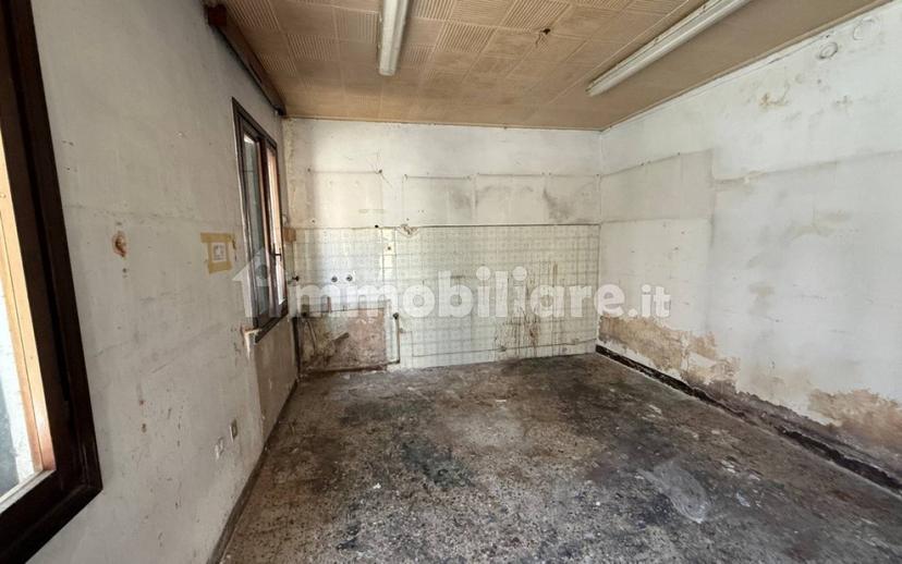 Villa a schiera 5 locali, da ristrutturare, Centro, Creazzo — foto 12 di 20