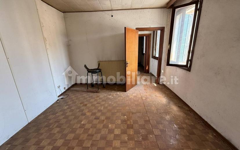 Villa a schiera 5 locali, da ristrutturare, Centro, Creazzo — foto 16 di 20