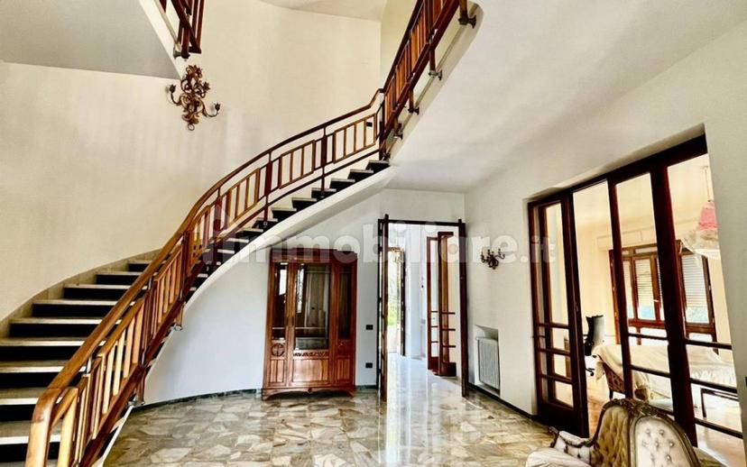 Villa unifamiliare viale Baccelli 4, Montecatini-Terme — foto 12 di 17