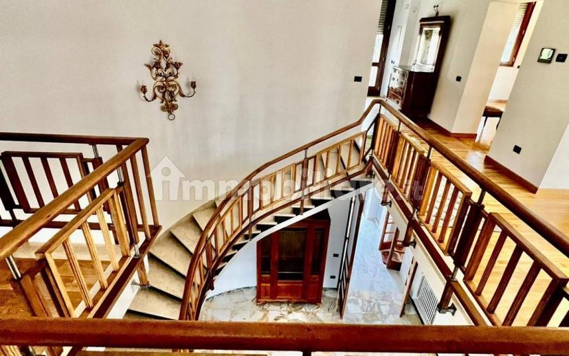 Villa unifamiliare viale Baccelli 4, Montecatini-Terme — foto 7 di 17