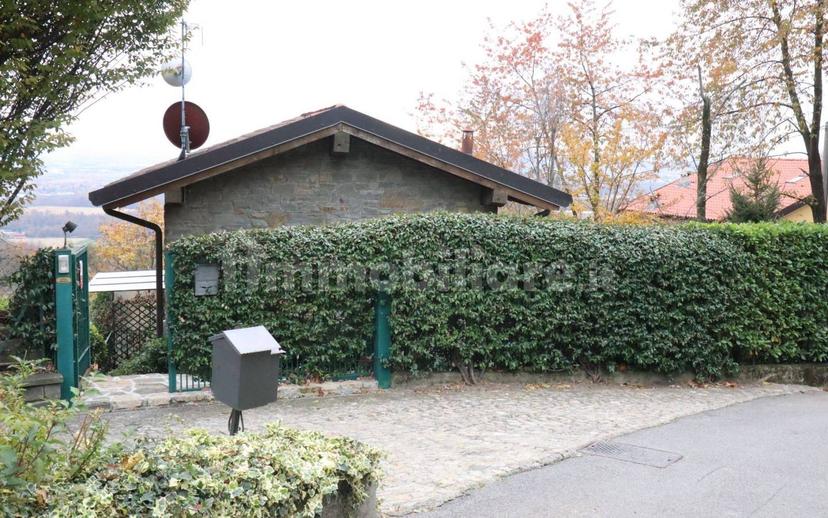 Terratetto unifamiliare via Regina Teoperga 8, Sotto il Monte Giovanni XXIII — foto 8 di 14