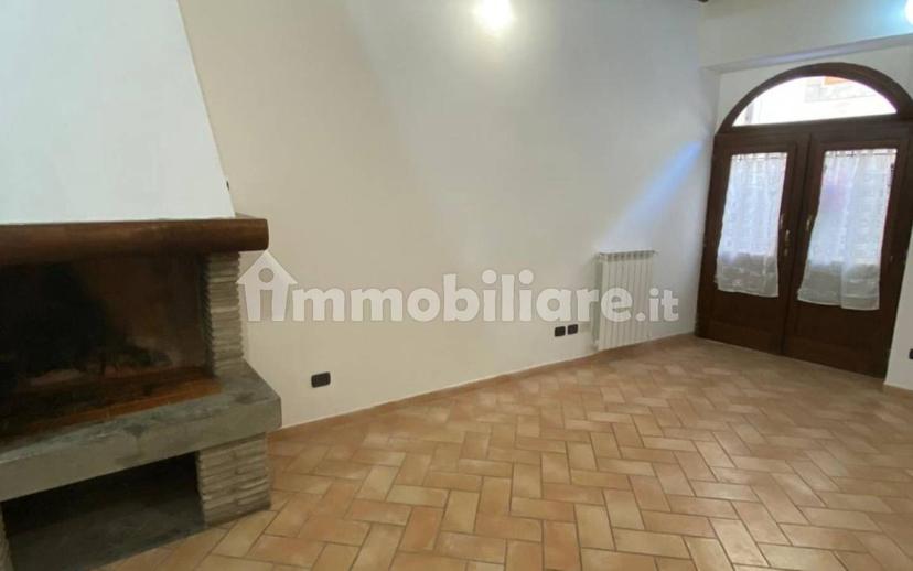 Trilocale via San Tommaso 15, San Pellegrino - Pianoscarano, Viterbo