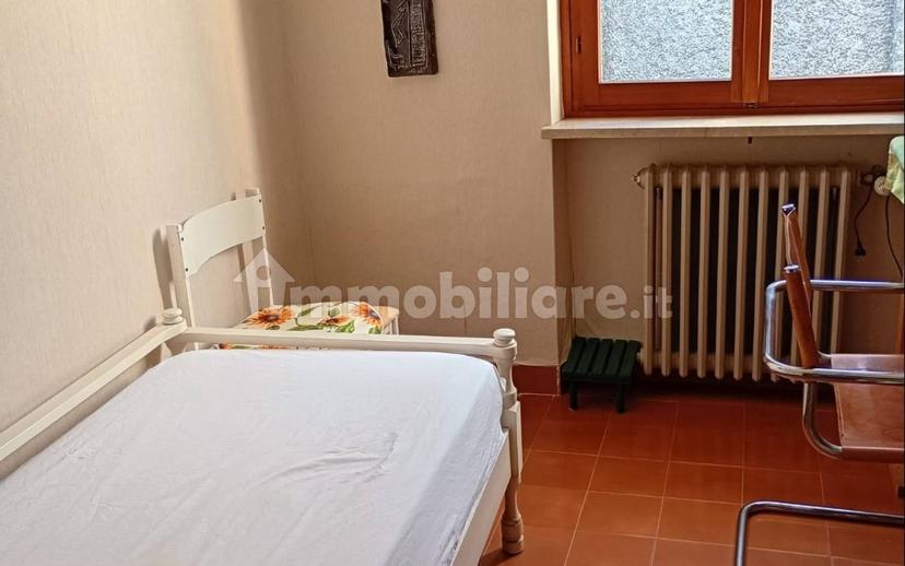 Trilocale via Monsignor Giovanni Fava 42, Centro, Gardone Riviera — foto 18 di 20