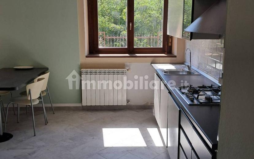 Bilocale via Fiumetta 8/a, Centro, Omegna — foto 2 di 9