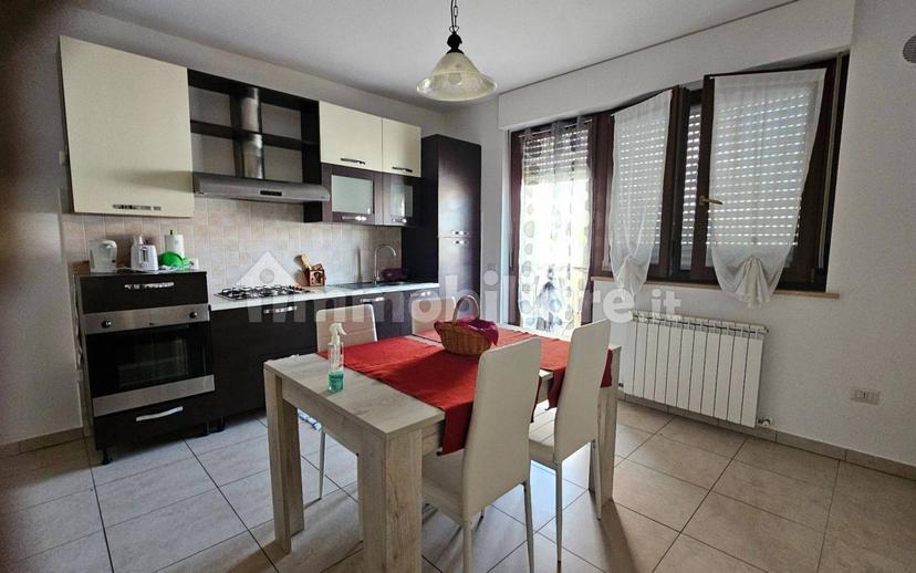 Trilocale via Giosuè Carducci 61, Centro, Porto Sant'Elpidio — foto 2 di 6