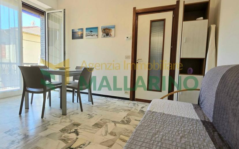 Bilocale via Piemonte, Centro, Finale Ligure — foto 25 di 37
