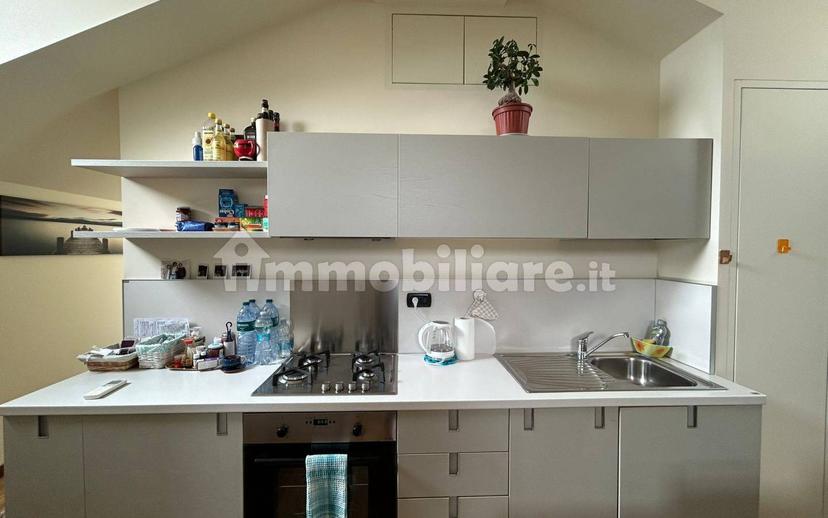Mansarda via Alessandro Manzoni 36, Centro Storico, Monza — foto 12 di 16