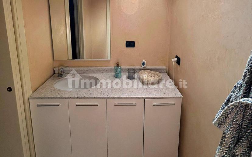 Mansarda via Alessandro Manzoni 36, Centro Storico, Monza — foto 7 di 16