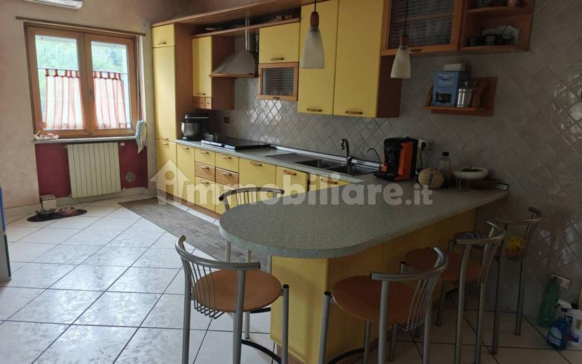 Villa plurifamiliare via Valle Paradiso 98, Potenza — foto 6 di 17