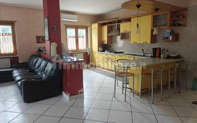 Villa plurifamiliare via Valle Paradiso 98, Potenza — foto 13 di 17