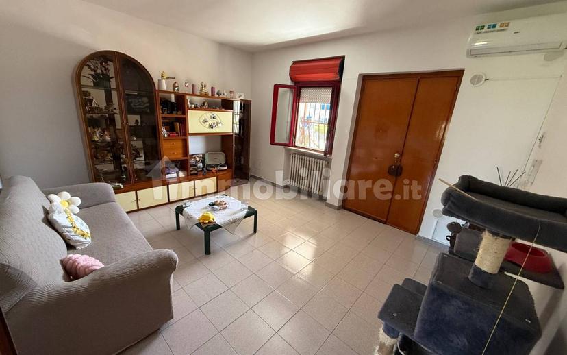 Trilocale via Penelope 44, Lido, Policoro